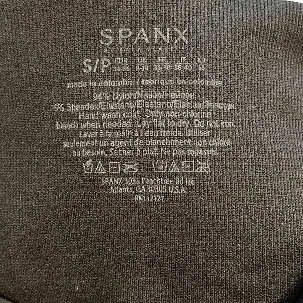 SPANX Look at Me Now Seamless Cropped Leggings Black NWOT Small